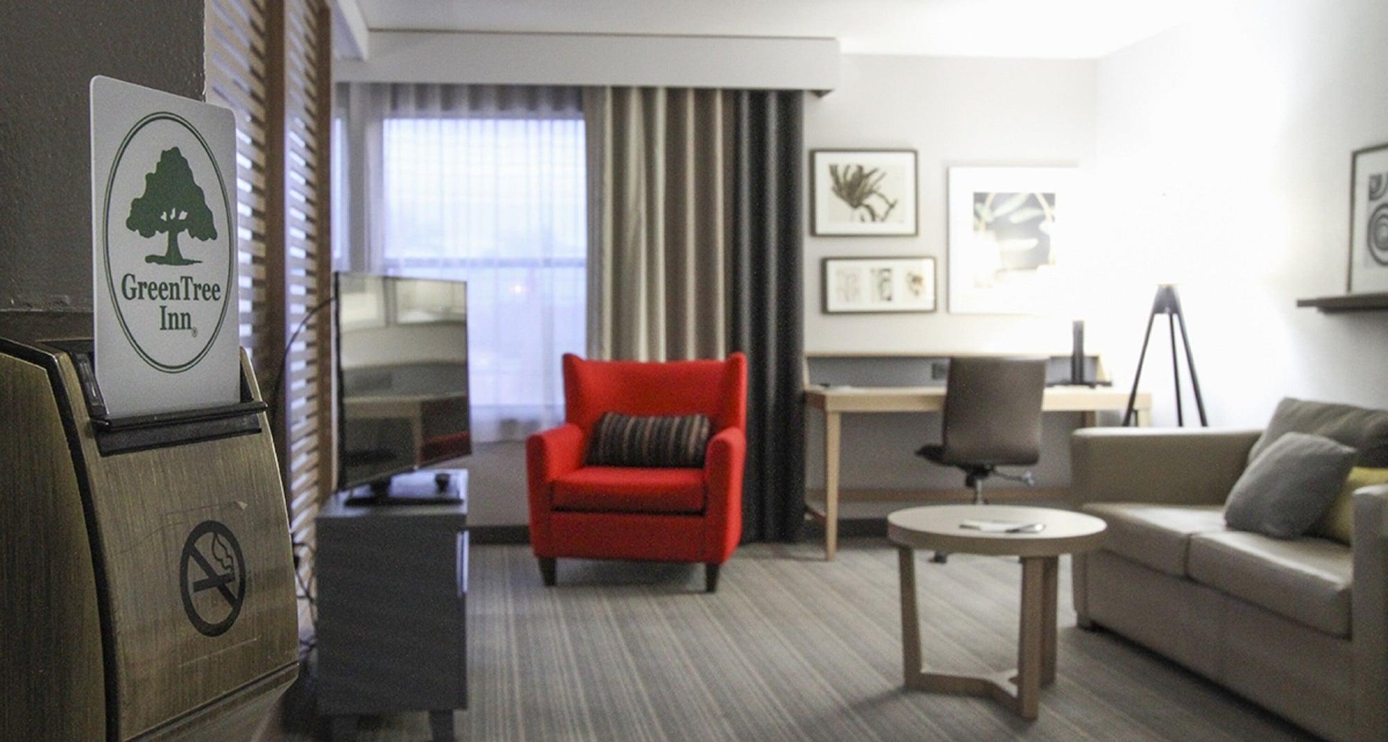 Greentree Inn & Suites Phoenix Sky Harbor Экстерьер фото